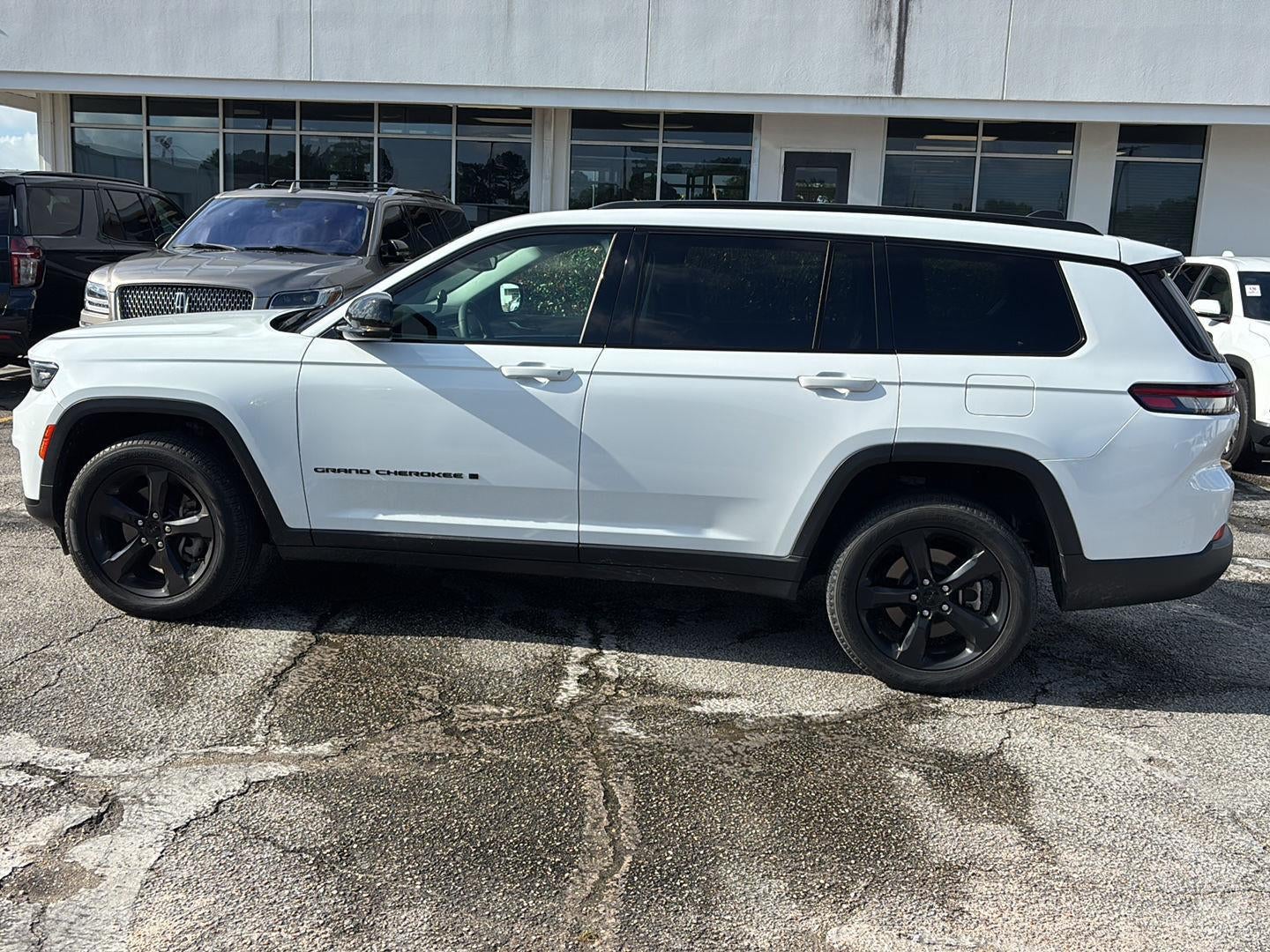 2024 Jeep Grand Cherokee L Limited 4x2