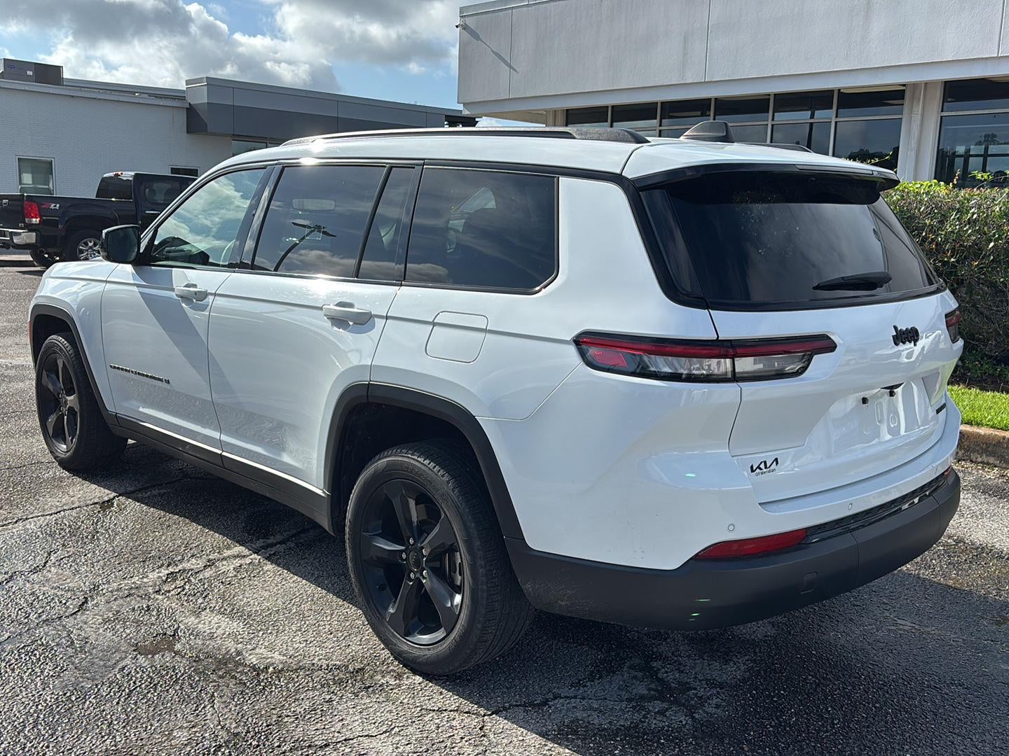 2024 Jeep Grand Cherokee L Limited 4x2