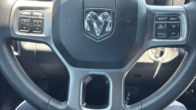 2024 RAM 1500 Classic Warlock Crew Cab 4x2 5'7" Box