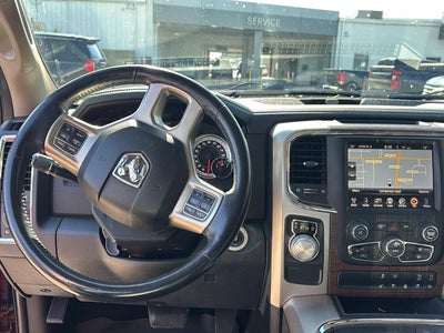 2017 RAM 1500 Laramie Crew Cab 4x2 5'7" Box