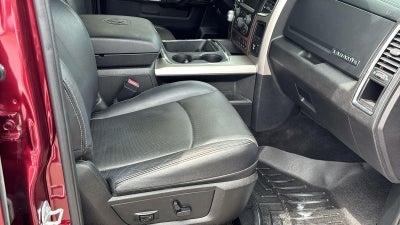 2017 RAM 1500 Laramie Crew Cab 4x2 5'7" Box