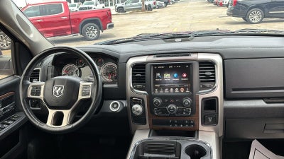 2017 RAM 1500 Laramie Crew Cab 4x2 5'7" Box