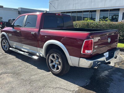 2017 RAM 1500 Laramie Crew Cab 4x2 5'7" Box