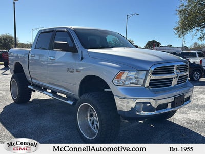 2017 RAM 1500 Lone Star Crew Cab 4x4 5'7" Box