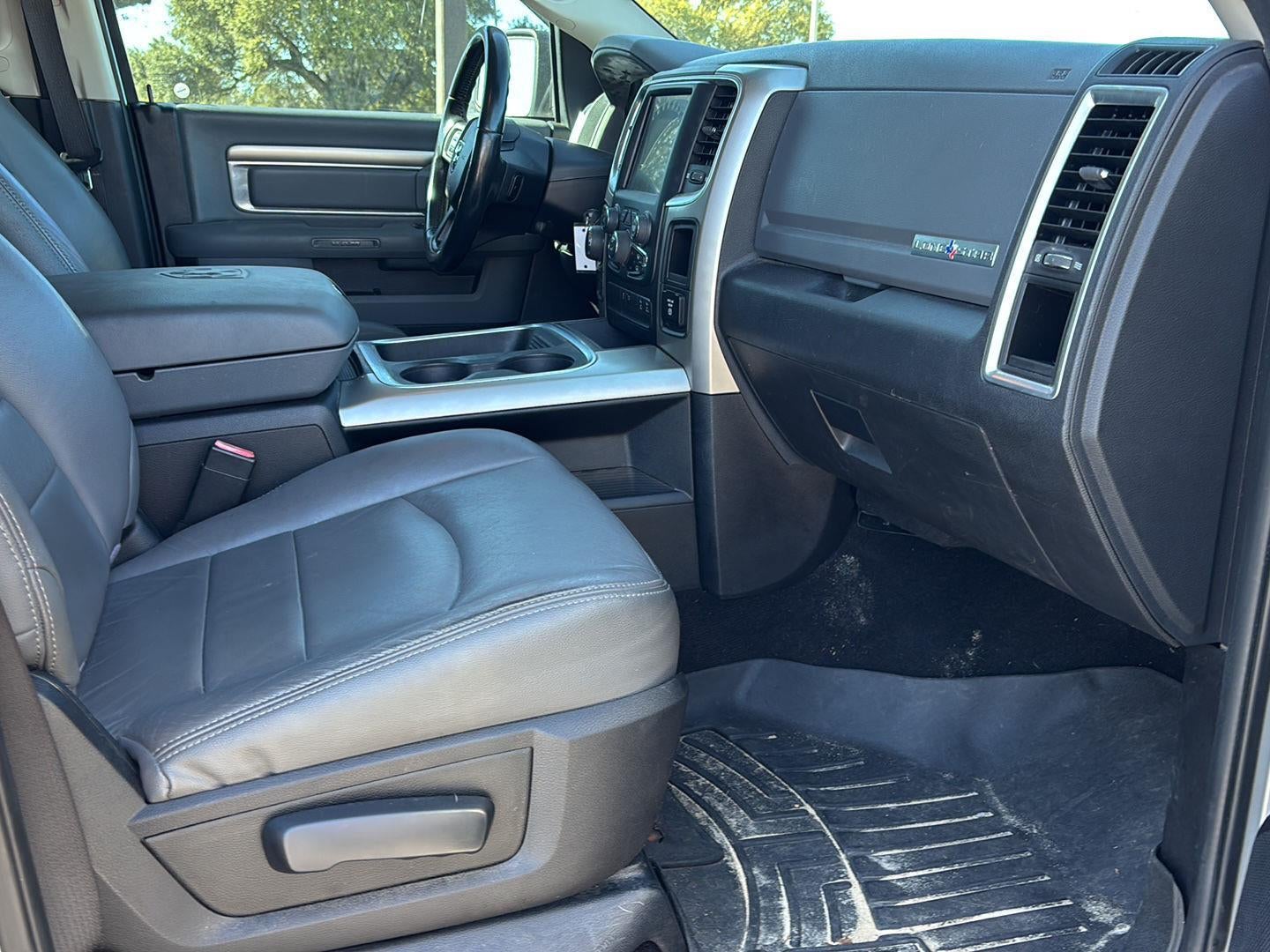 2017 RAM 1500 Lone Star Crew Cab 4x4 5'7" Box