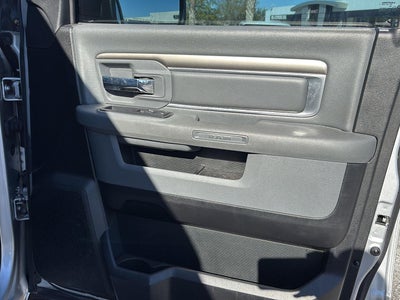 2017 RAM 1500 Lone Star Crew Cab 4x4 5'7" Box