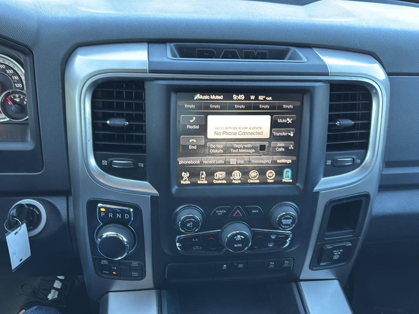 2017 RAM 1500 Lone Star Crew Cab 4x4 5'7" Box