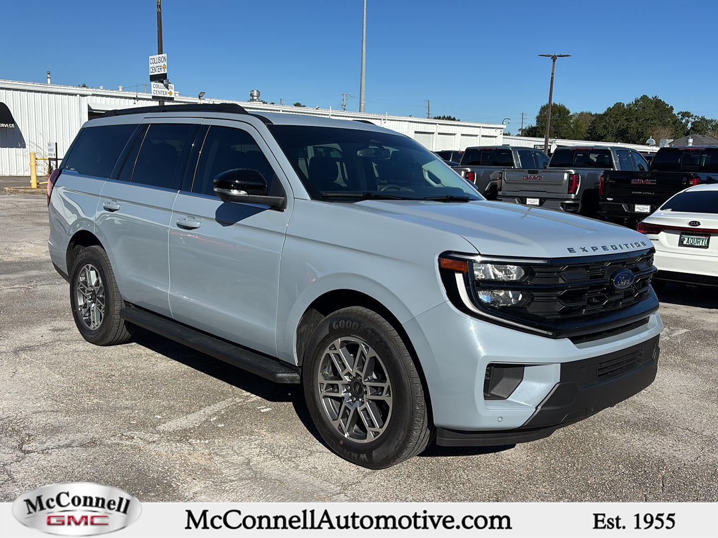 2026 Ford Expedition Active