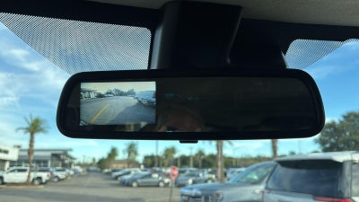 2025 Chevrolet Express Passenger 3500 1LT