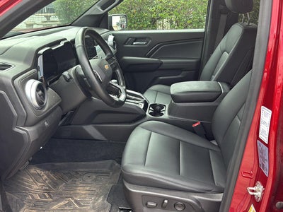 2025 Chevrolet Colorado WT/LT