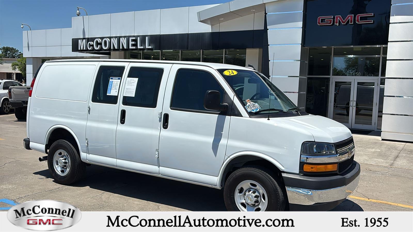 2024 Chevrolet Express 2500 Work Van HD's photo
