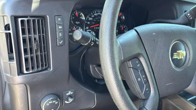 2024 Chevrolet Express Cargo 2500 WT
