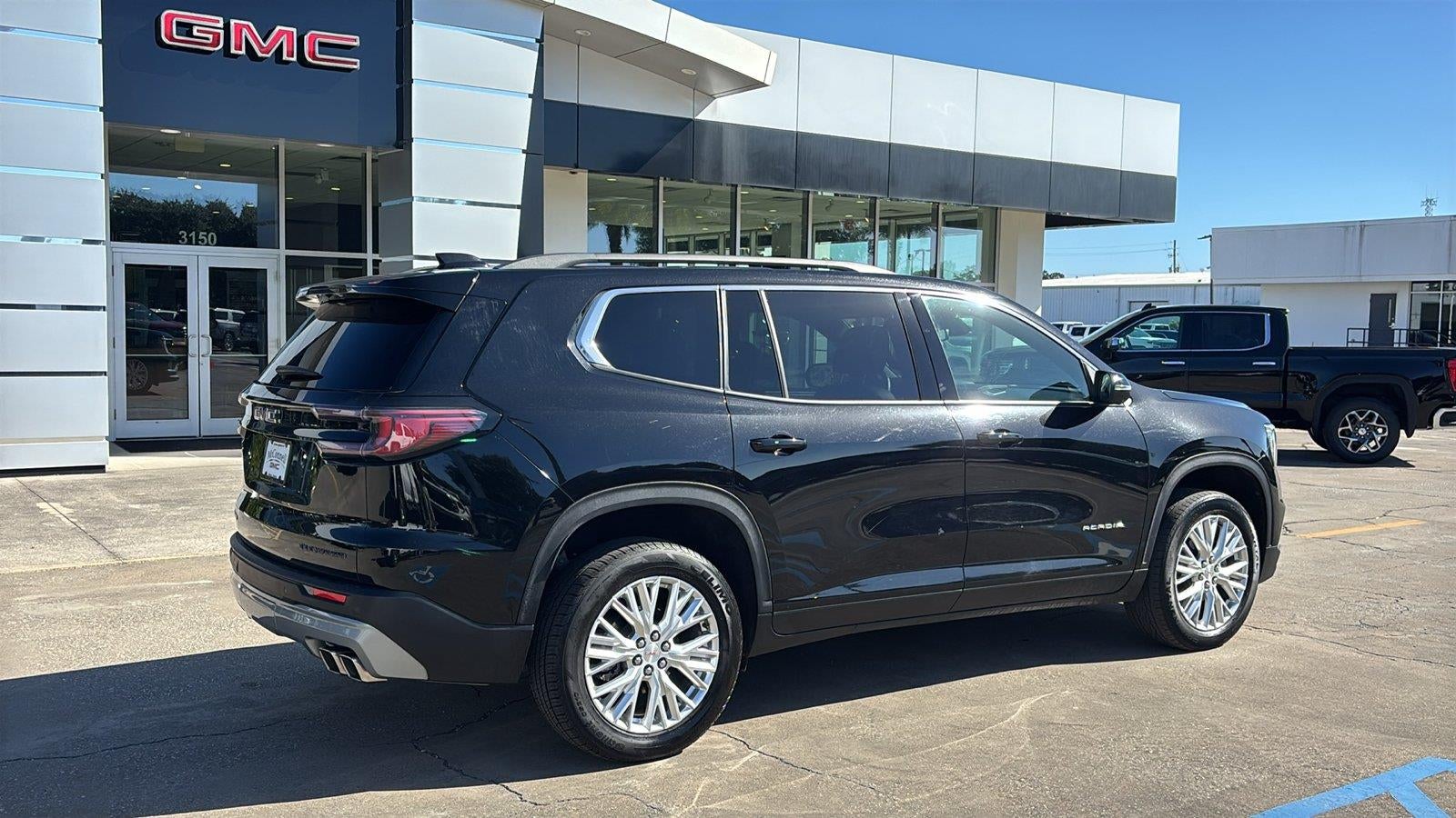 2024 GMC Acadia Elevation
