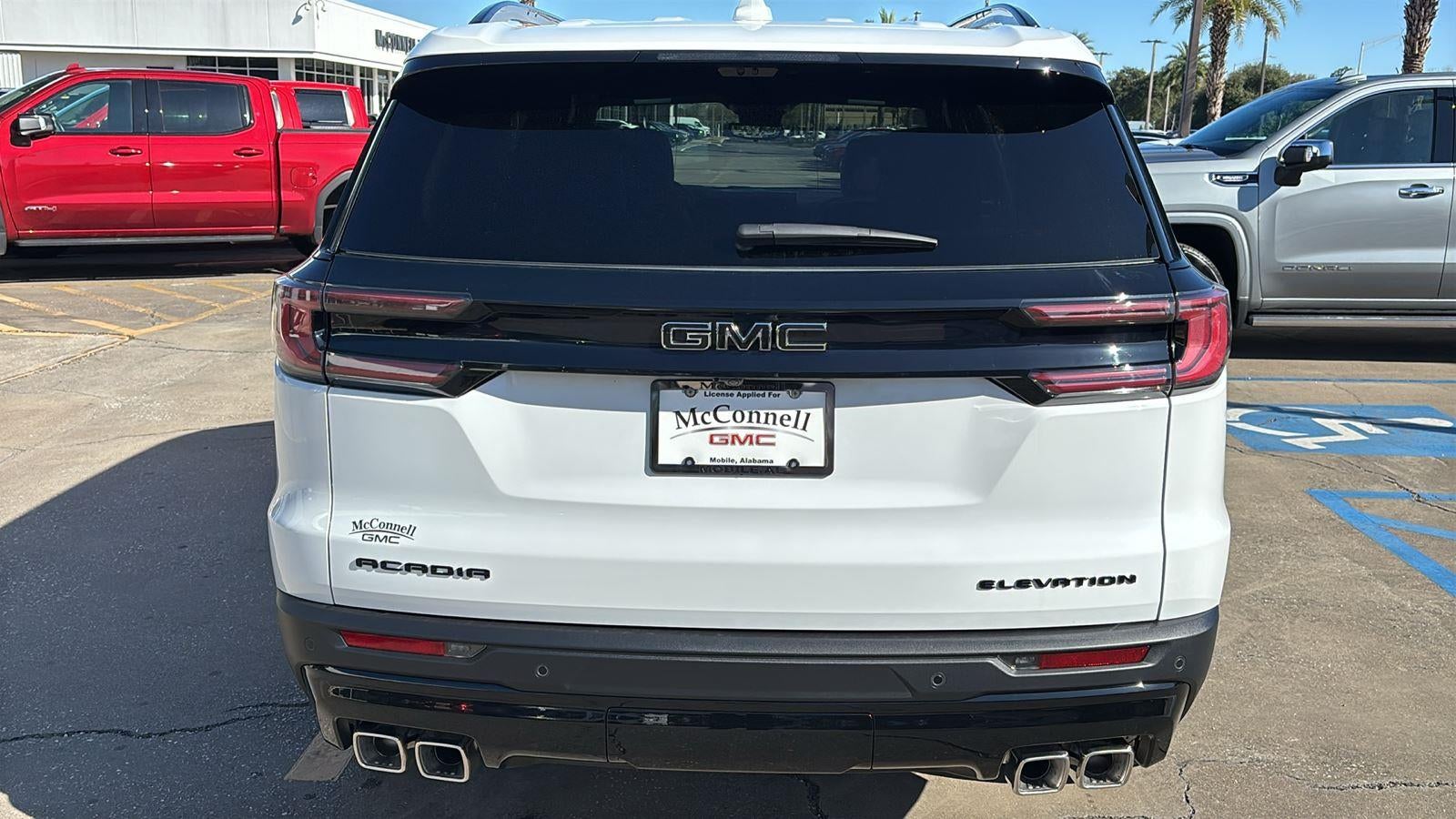 2026 GMC Acadia Elevation