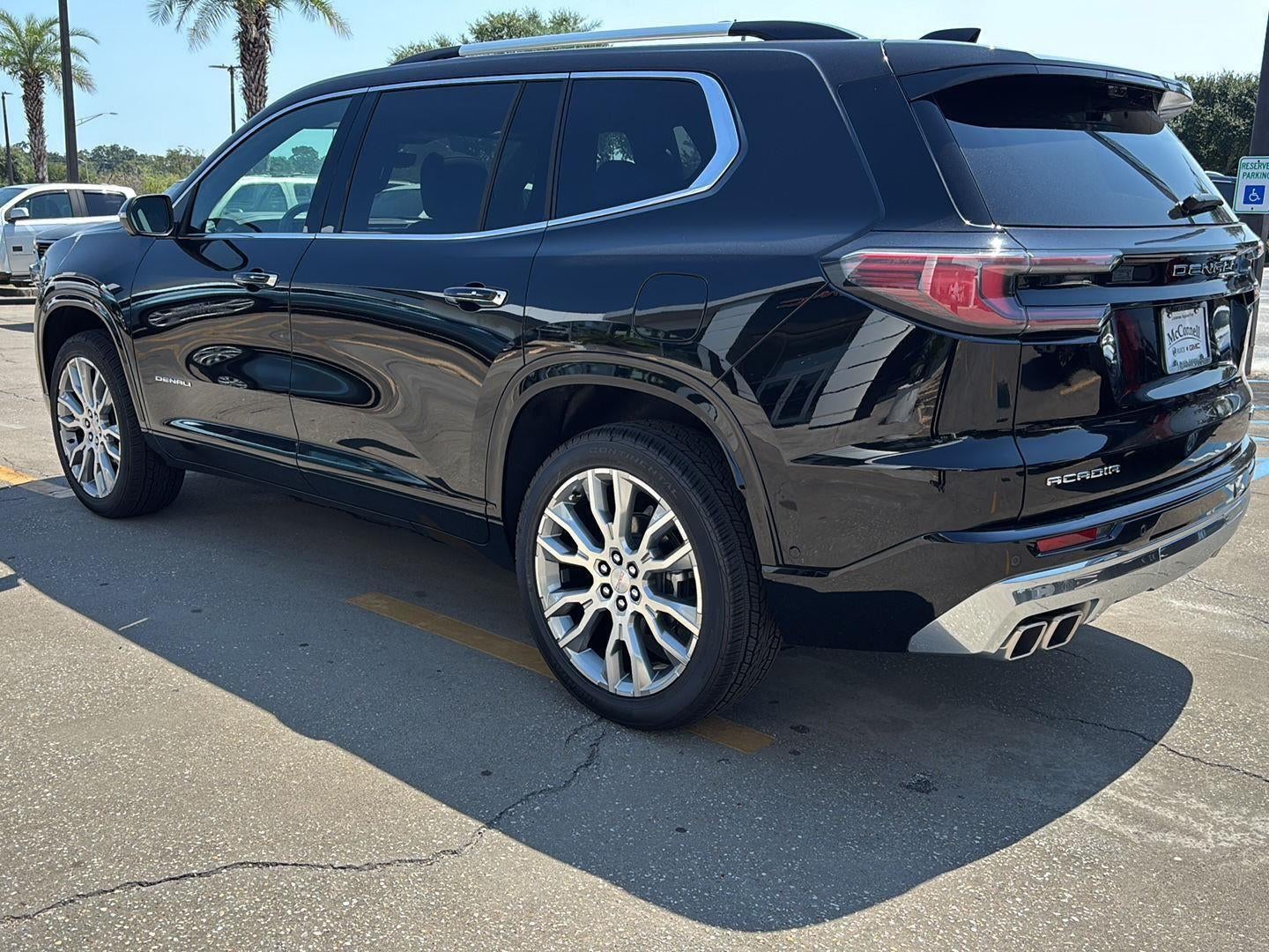 2025 GMC Acadia Denali