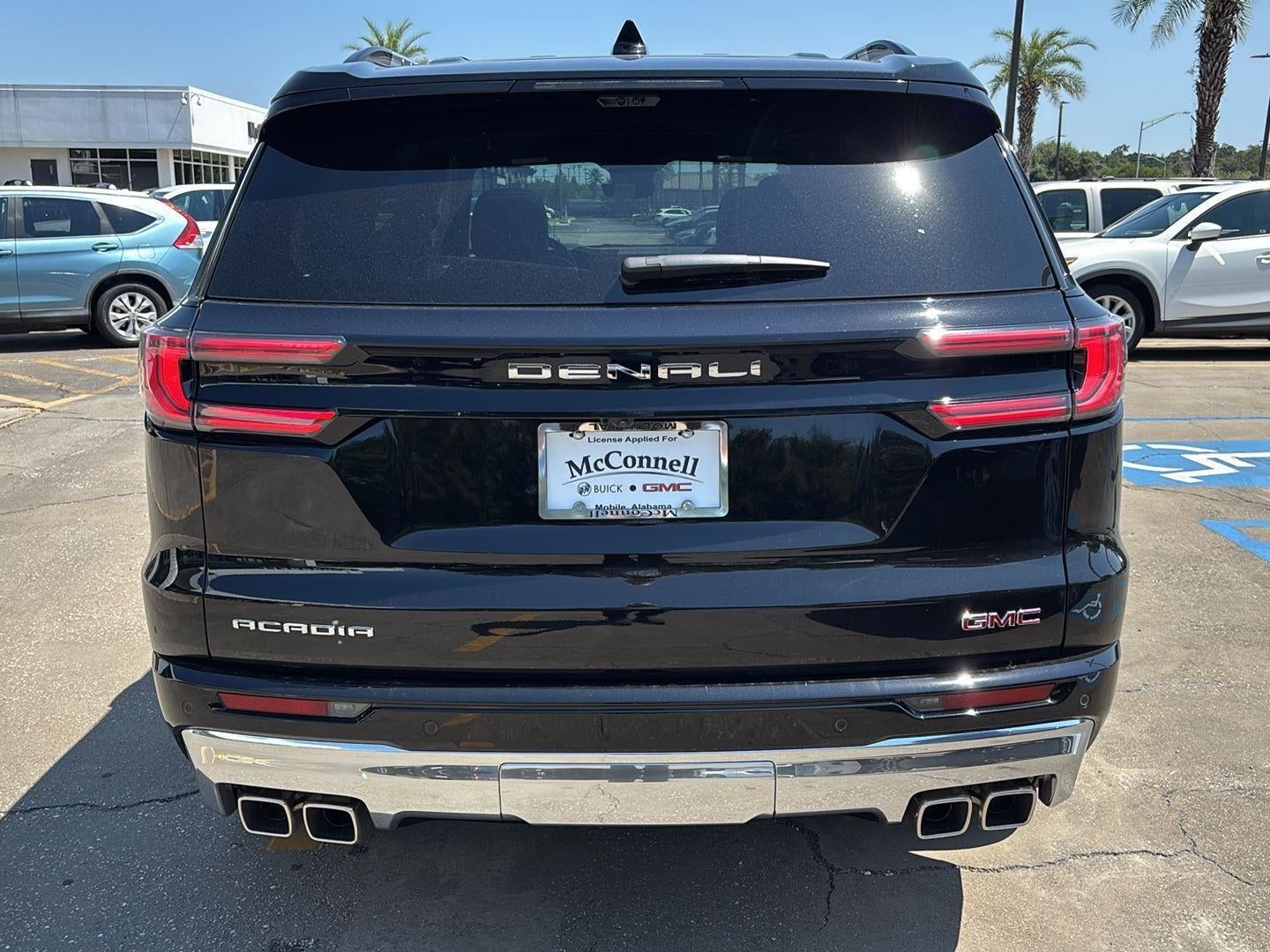 2025 GMC Acadia Denali