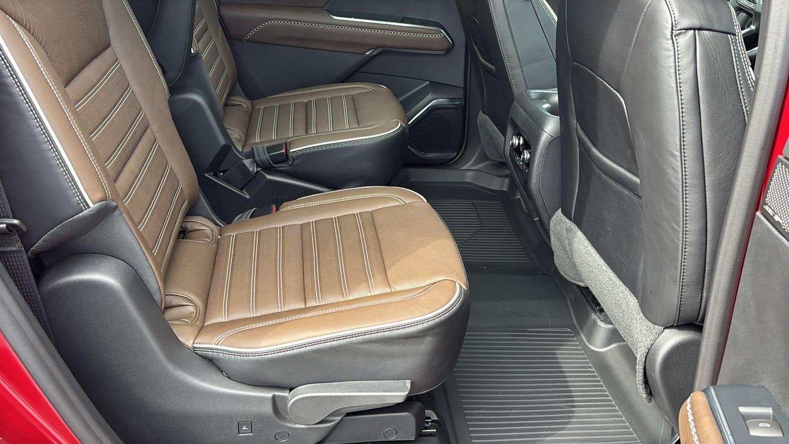 2027 GMC Acadia Denali Ultimate