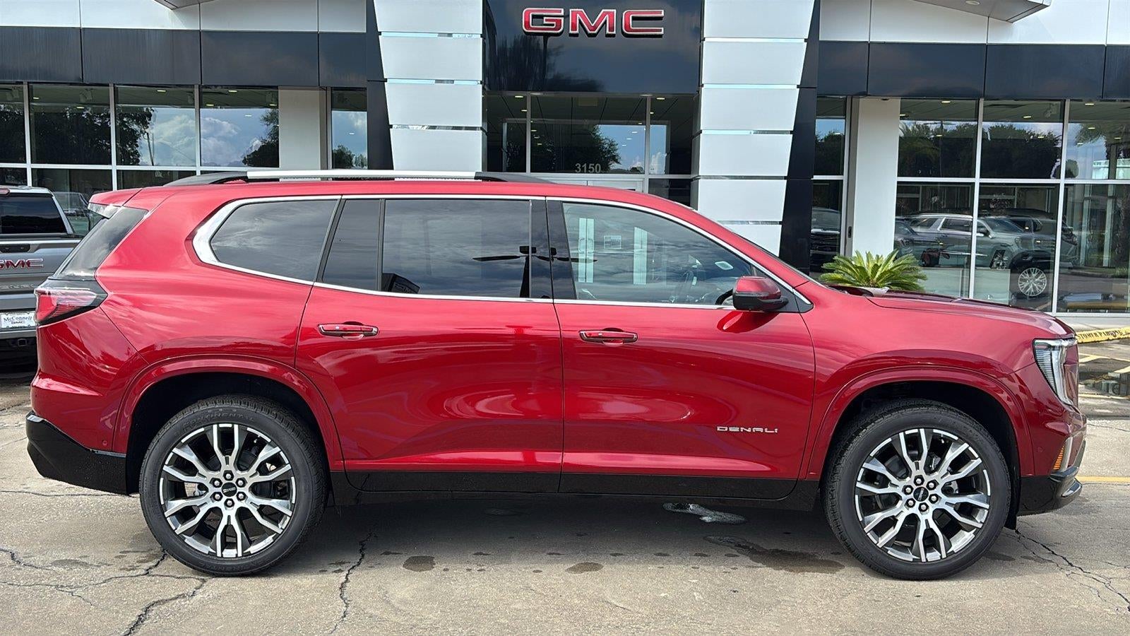 2027 GMC Acadia Denali Ultimate