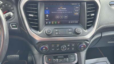 2020 GMC Acadia AT4