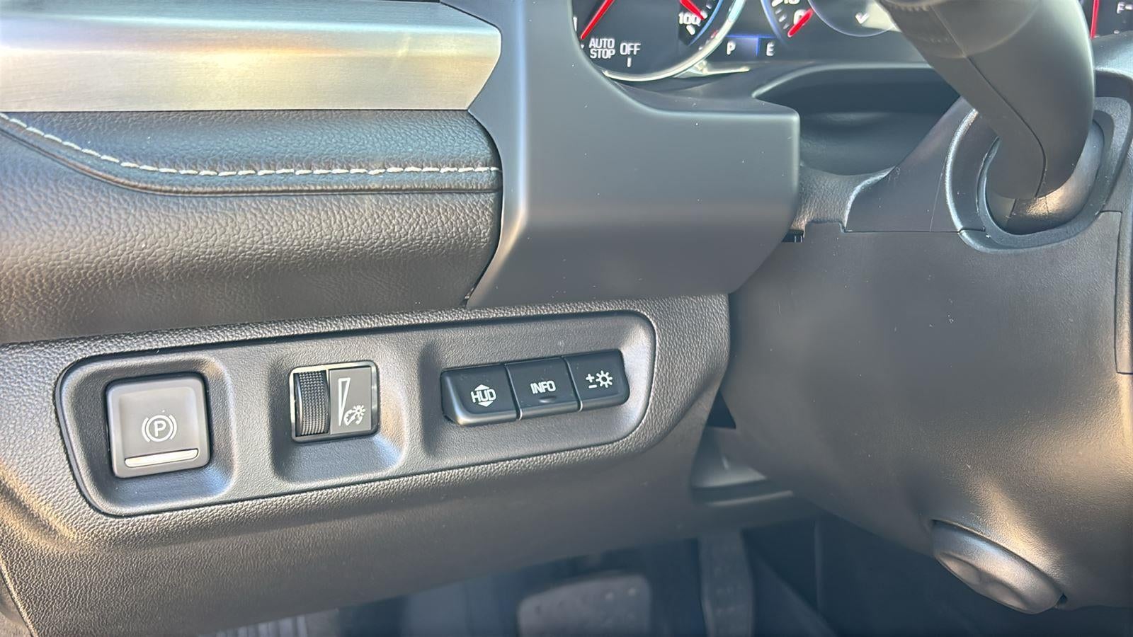 2023 GMC Acadia SLT
