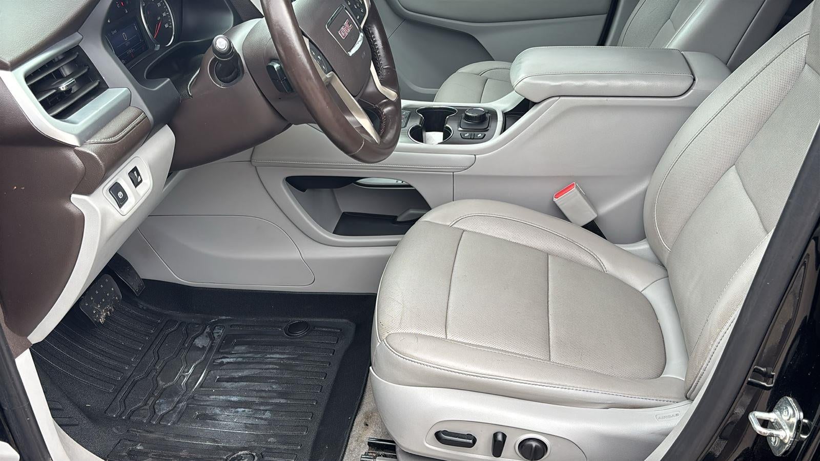2020 GMC Acadia SLT