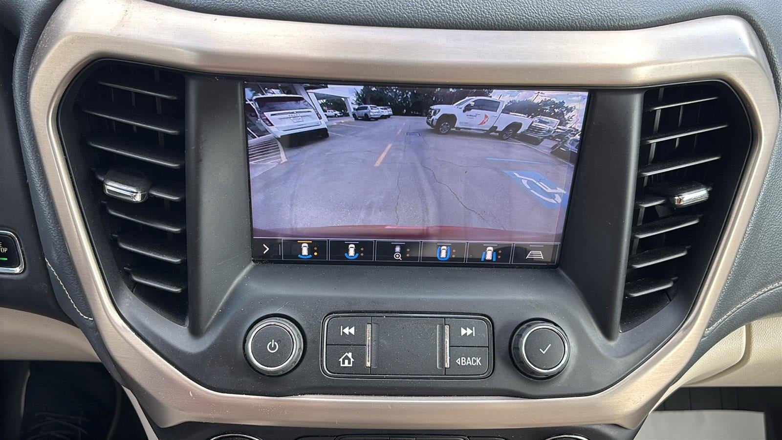 2020 GMC Acadia Denali