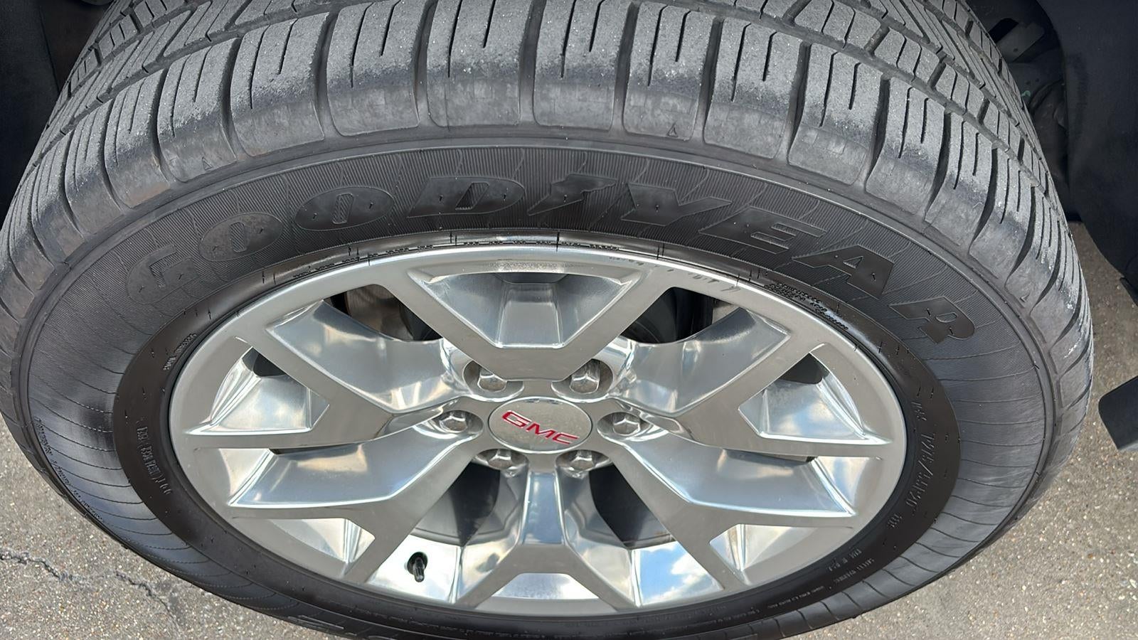 2018 GMC Yukon SLT - Photo 11