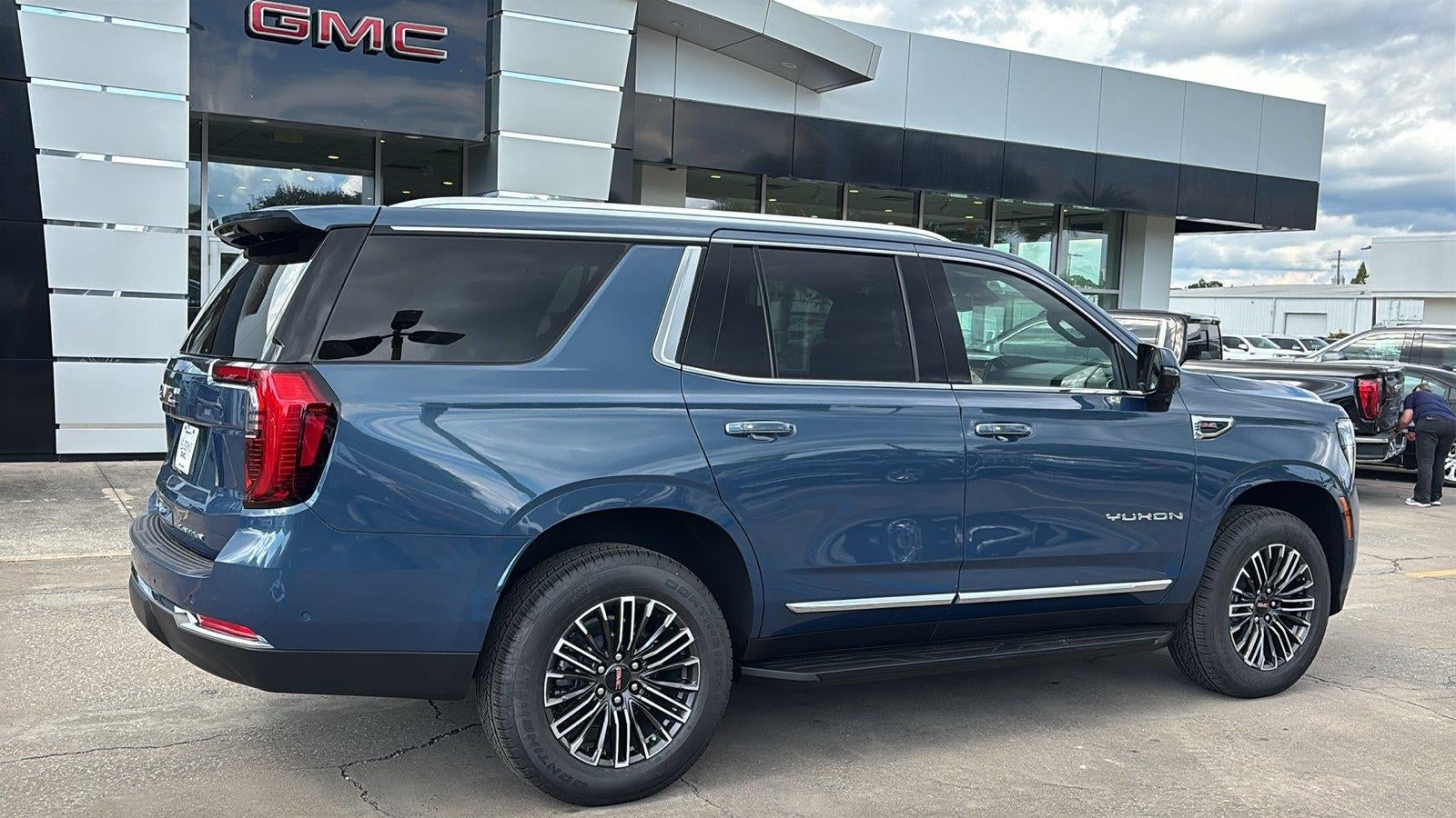 2026 GMC Yukon Elevation