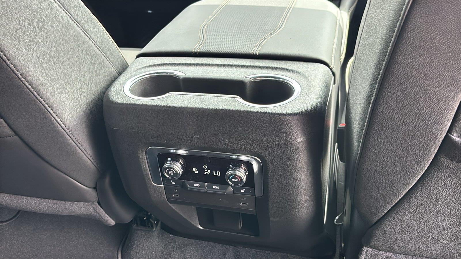 2027 GMC Yukon Elevation