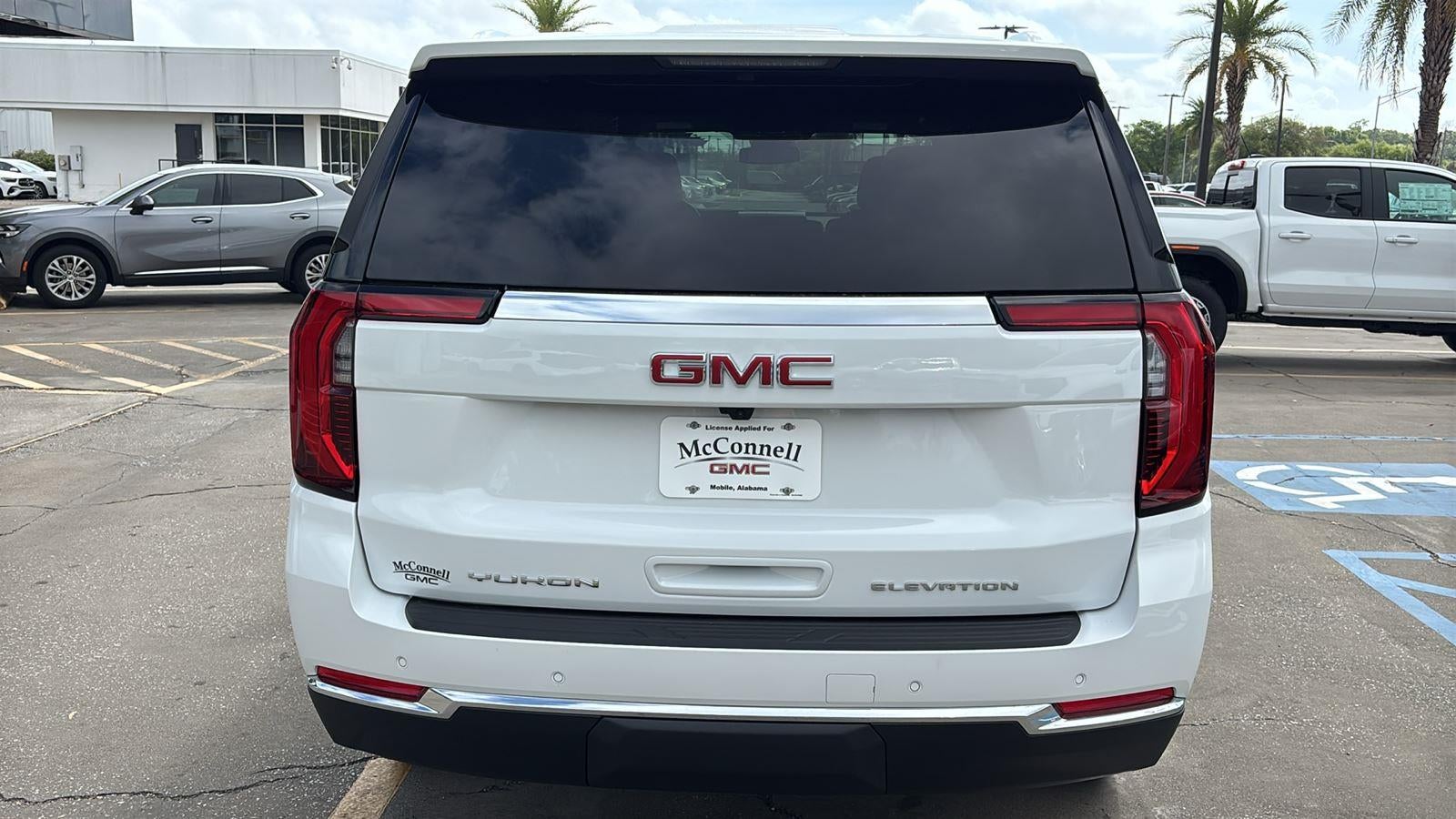 2026 GMC Yukon Elevation