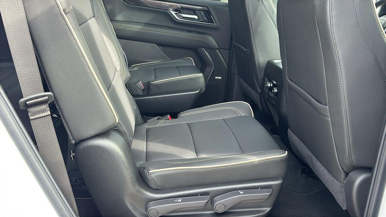 2027 GMC Yukon Elevation