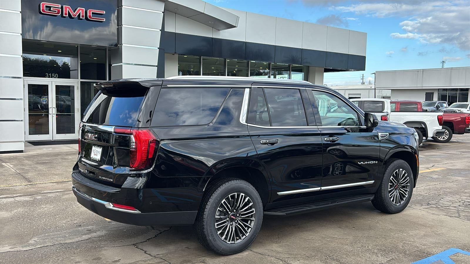 2026 GMC Yukon Elevation