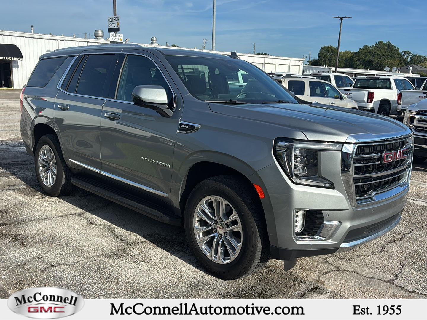 2023 GMC Yukon SLT