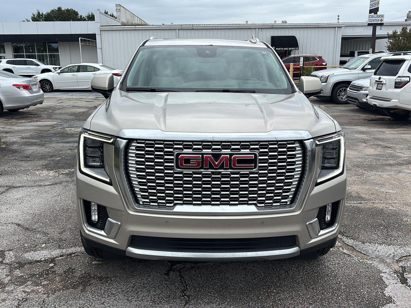 2024 GMC Yukon Denali