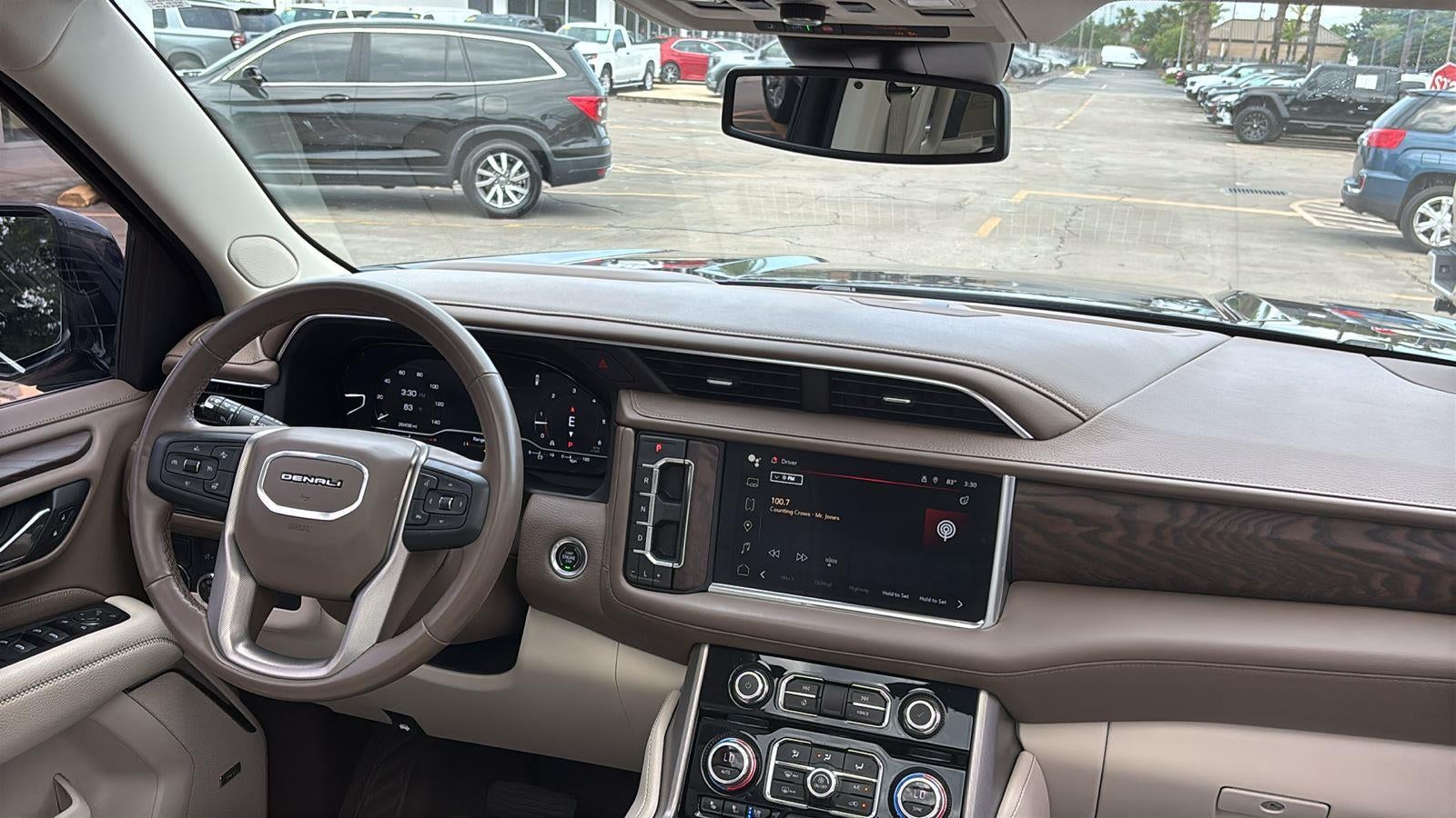 2023 GMC Yukon Denali - Photo 30