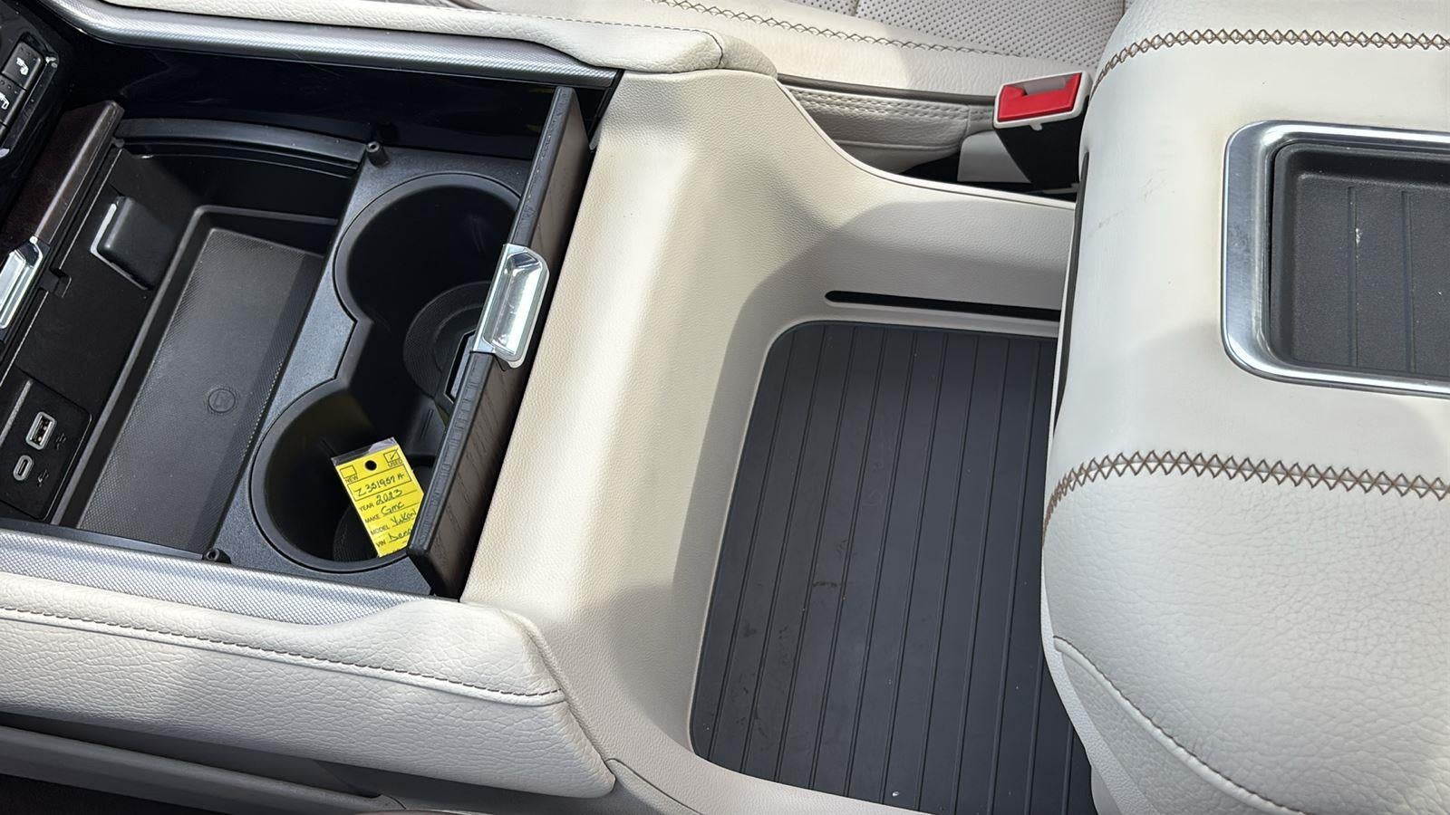 2023 GMC Yukon Denali - Photo 42