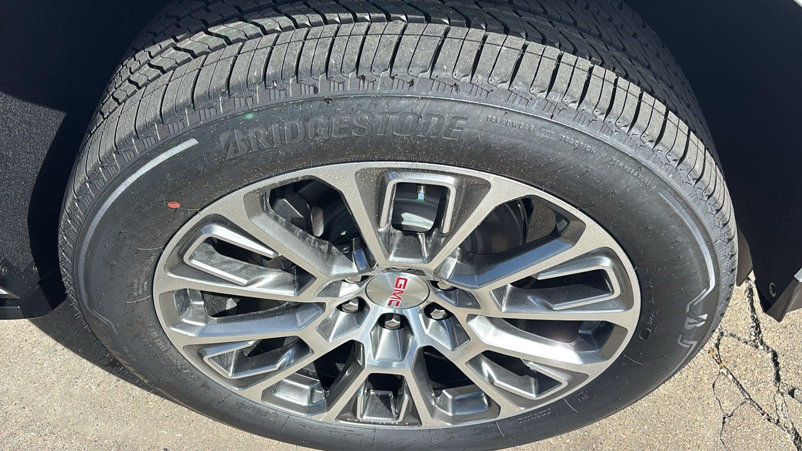 2027 GMC Yukon Denali