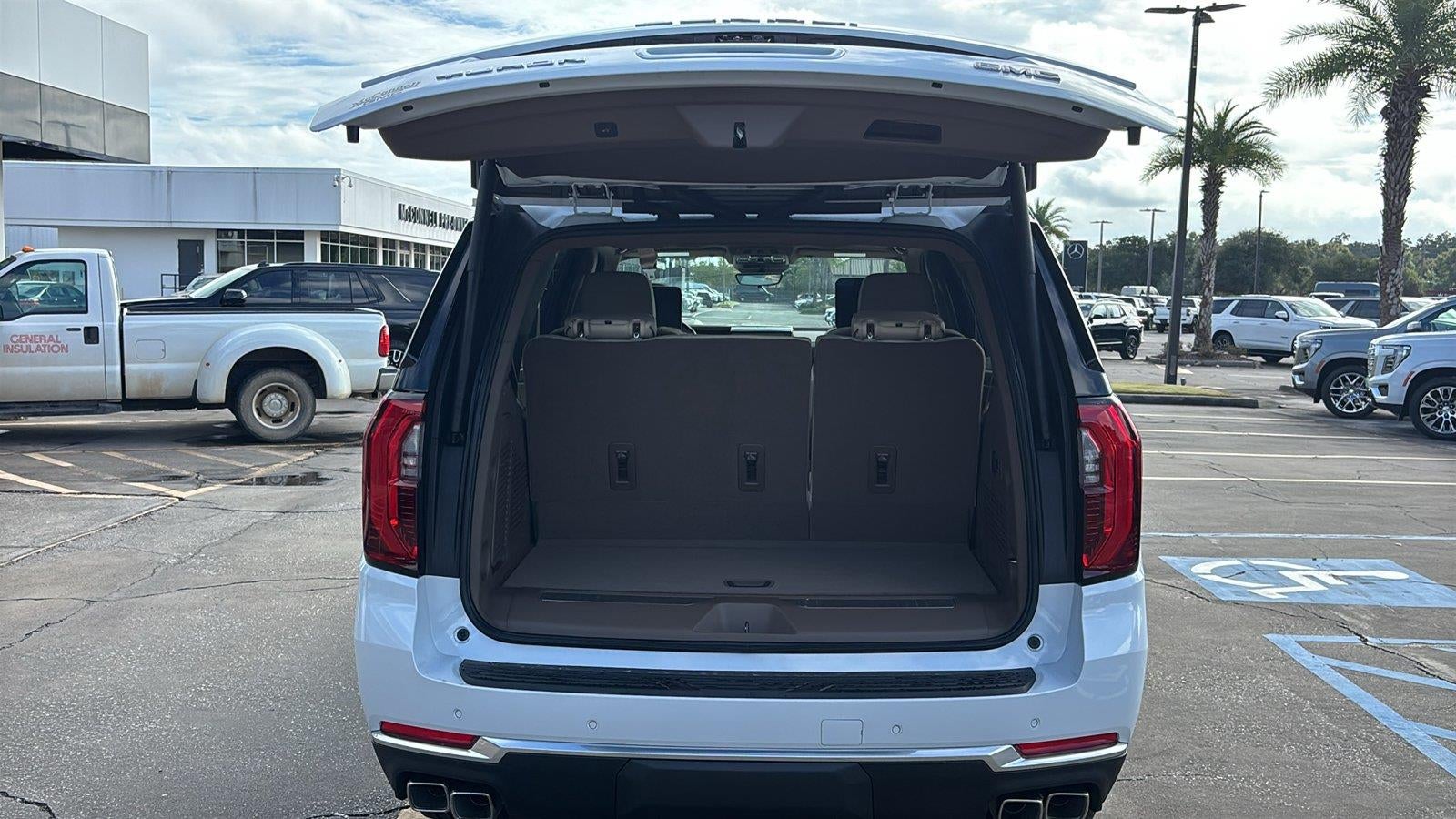 2027 GMC Yukon Denali