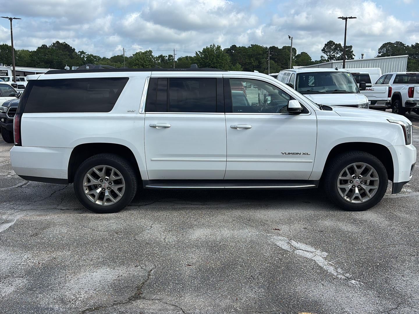 2019 GMC Yukon XL SLT