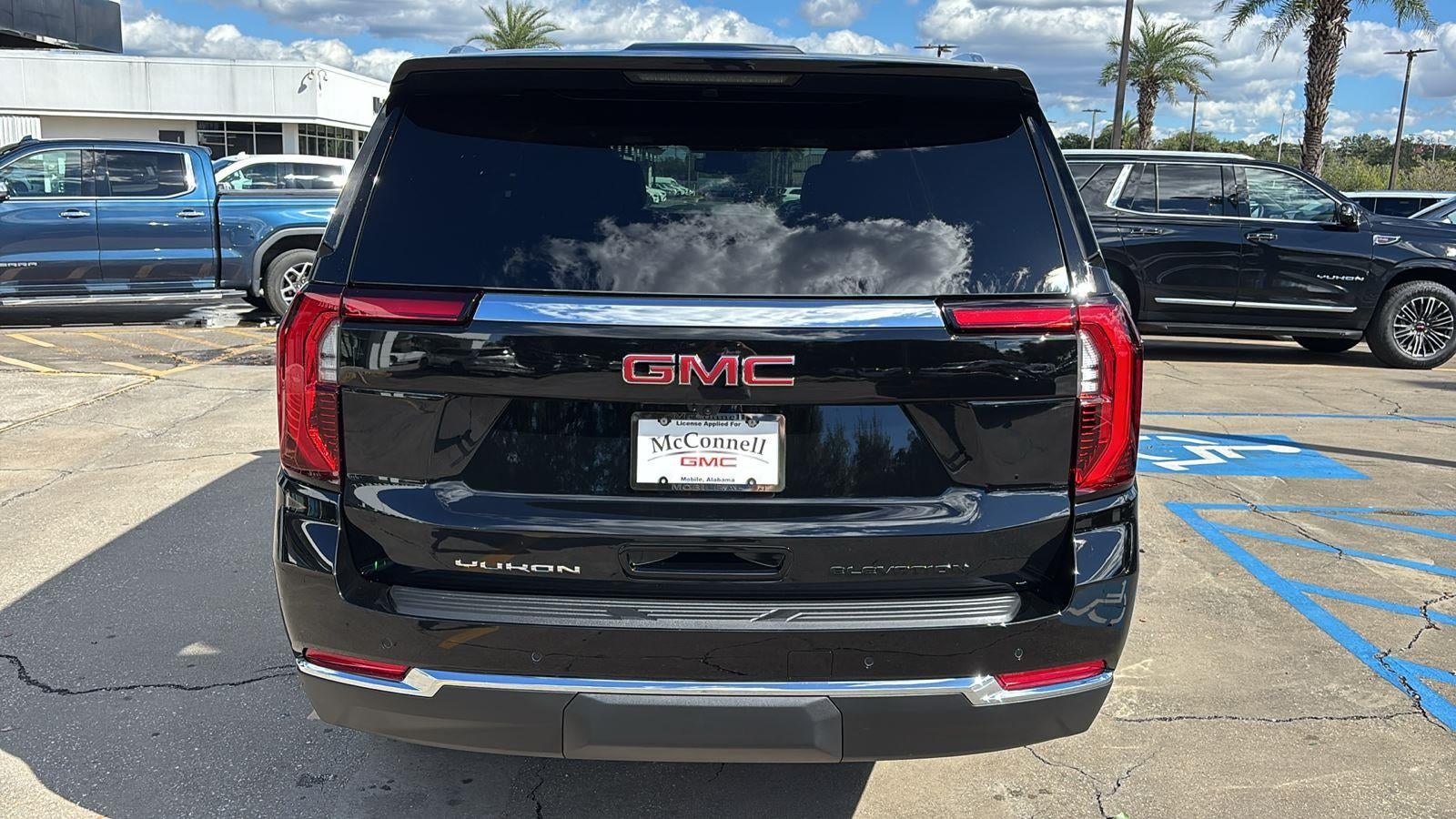 2026 GMC Yukon XL Elevation