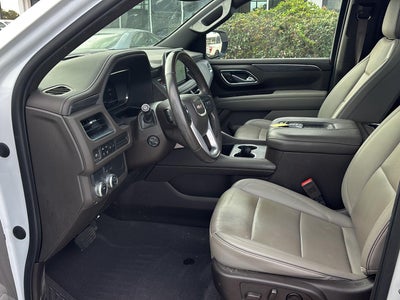2022 GMC Yukon XL SLT