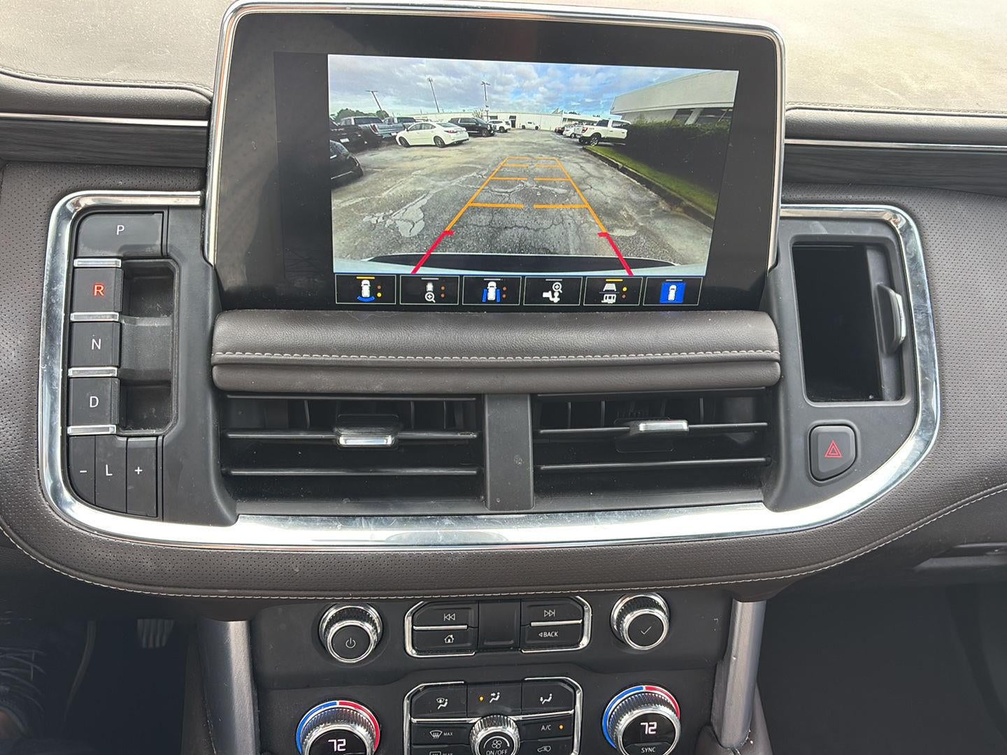 2022 GMC Yukon XL SLT