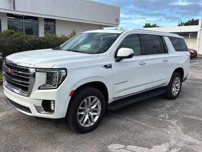 2022 GMC Yukon XL SLT
