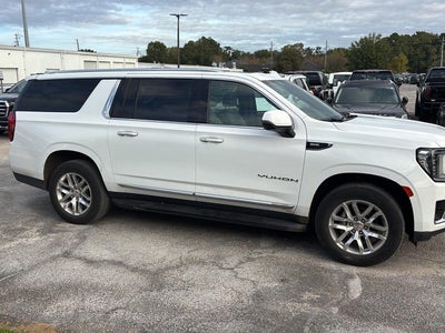 2022 GMC Yukon XL SLT
