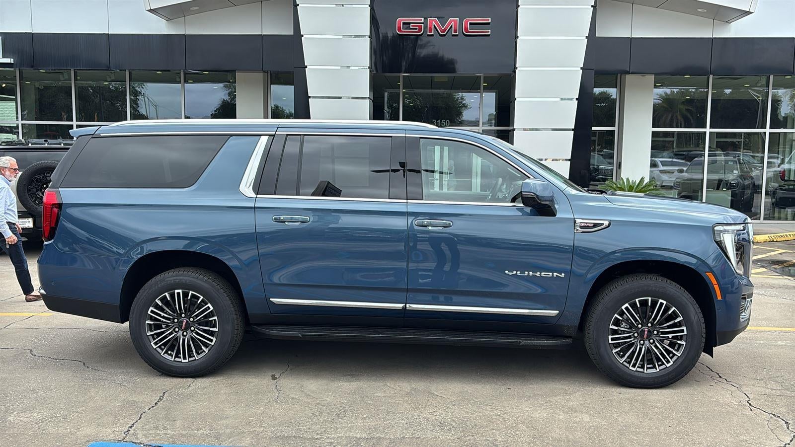 2026 GMC Yukon XL Elevation