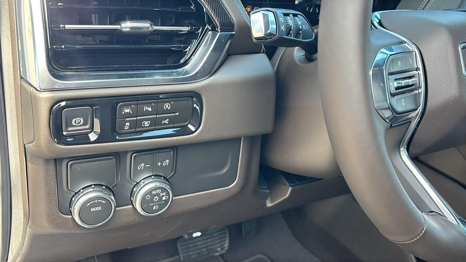2026 GMC Yukon XL Elevation - Photo 28