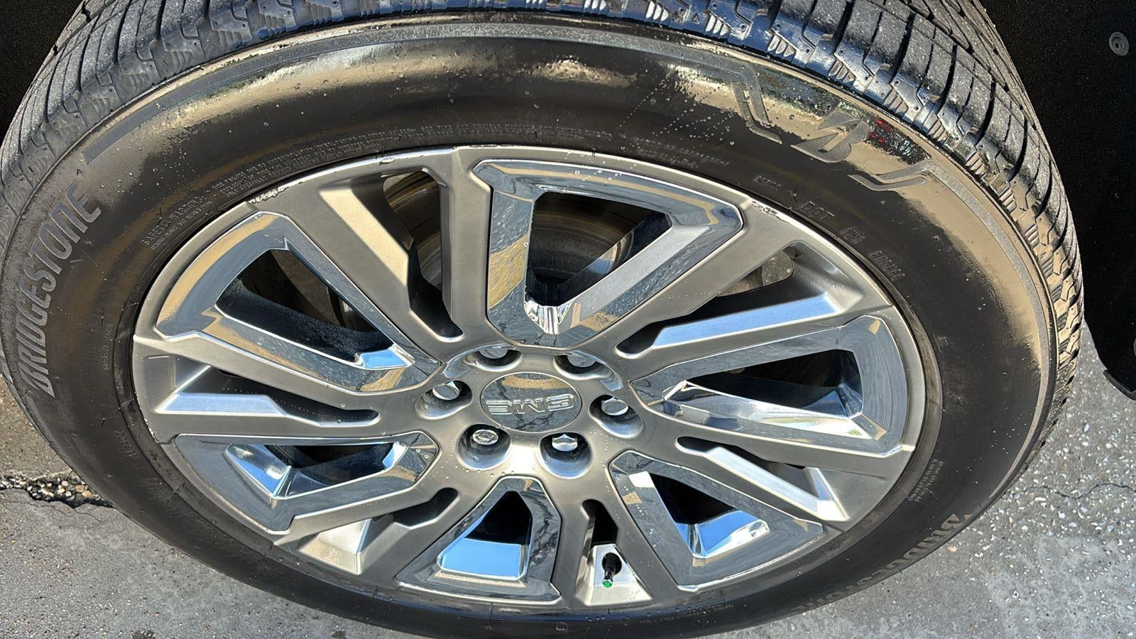 2021 GMC Yukon XL SLT