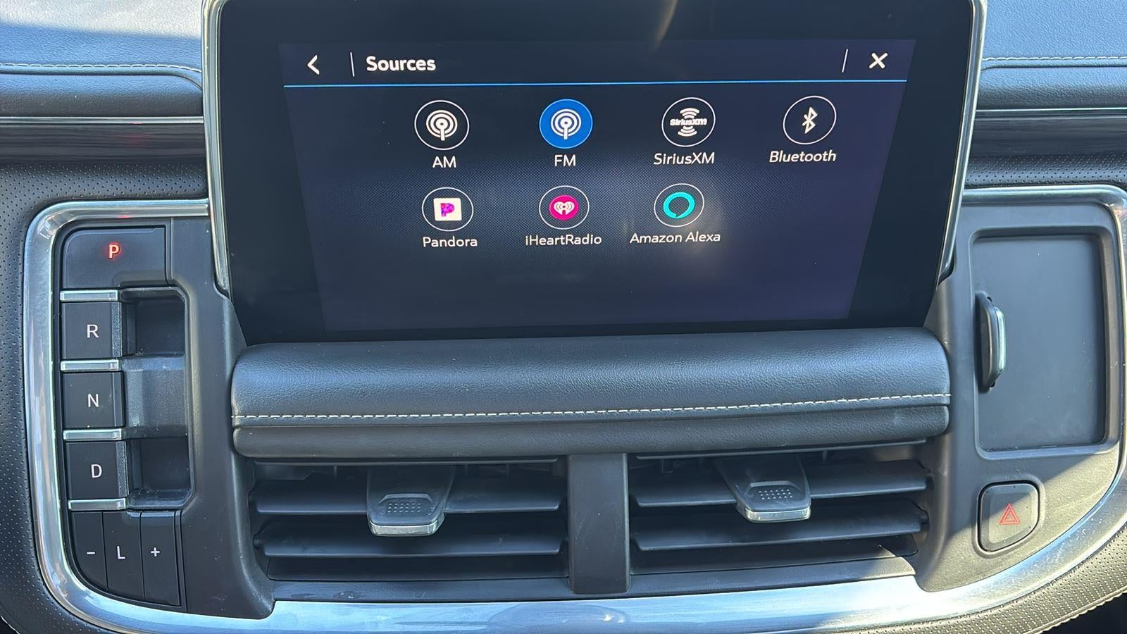 2021 GMC Yukon XL SLT