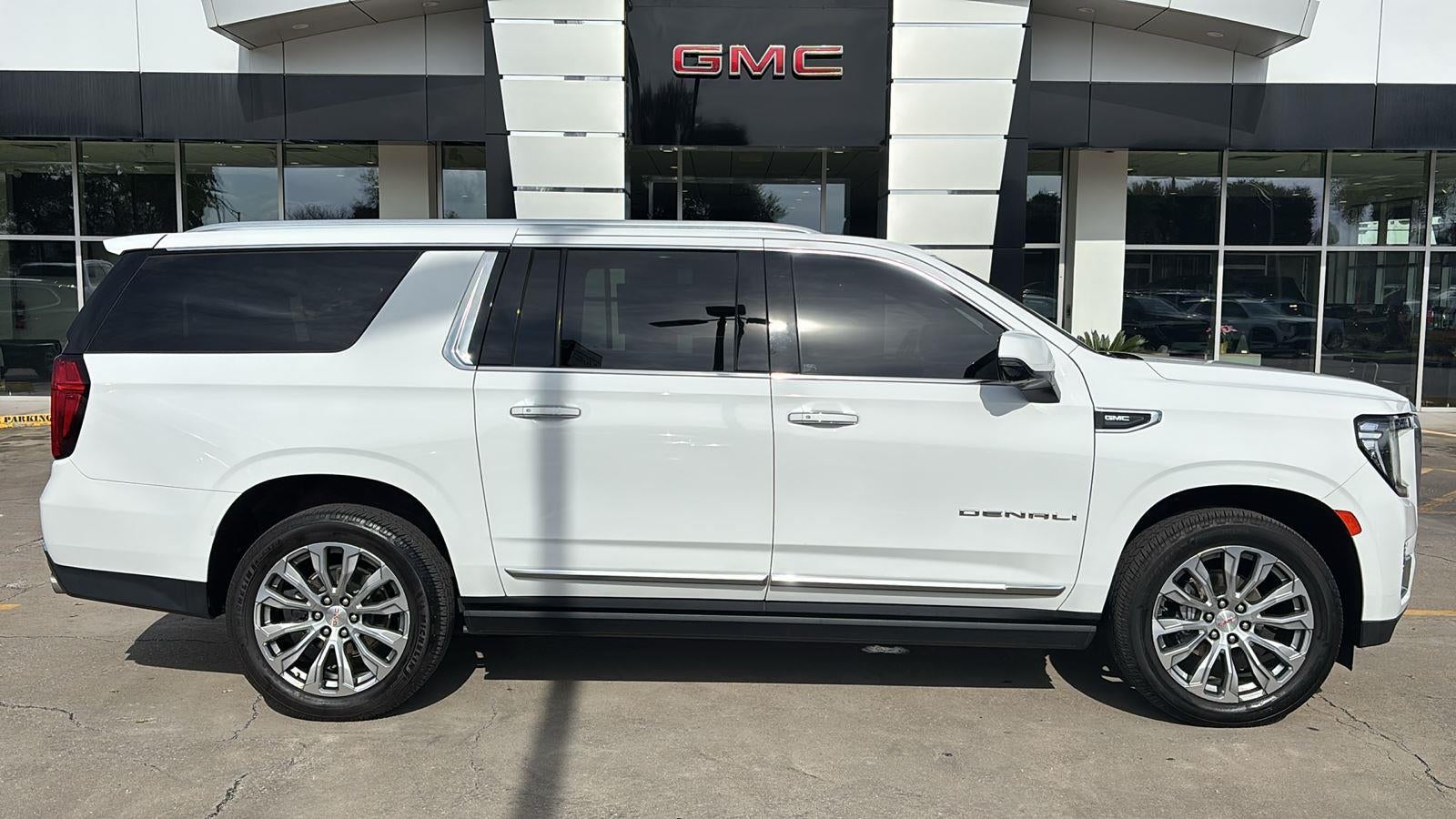 2023 GMC Yukon XL Denali