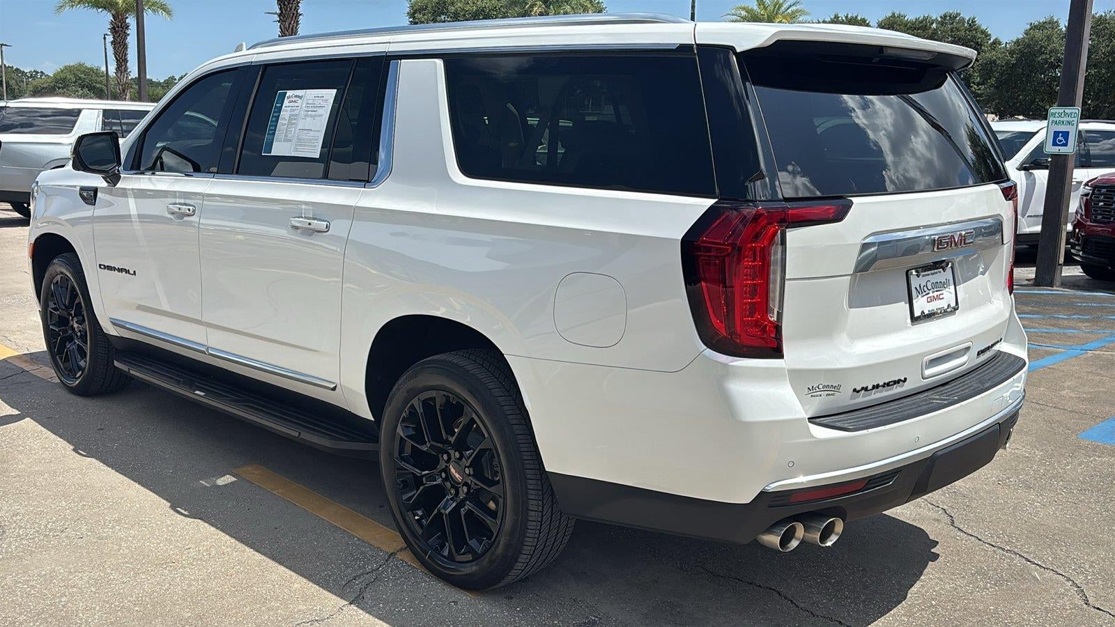 2023 GMC Yukon XL Denali